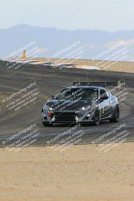 media/Jan-26-2025-SCCA SD (Sun) [[bcf61ed115]]/4-Women Novice/Session 1 (Lead-Follow)/